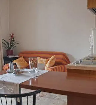 Planet Apartment *